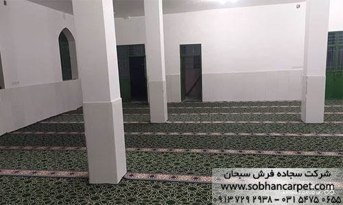 سجاده فرش مسجد در گرگان